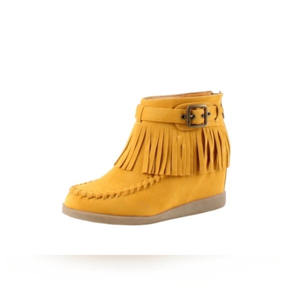 BAMBOO Shoes - Bamboo Tobery Mustard Yellow SZ 8.5